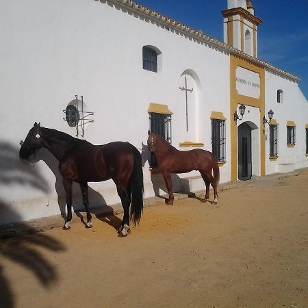 Hotel Hacienda La Indiana à Los Palacios Y Villafranca Extérieur photo